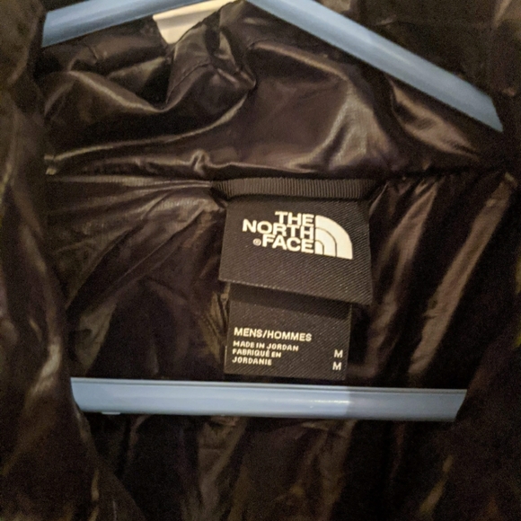 🌼SOLD🌼The north face thermoball jacket - Picture 4 of 4